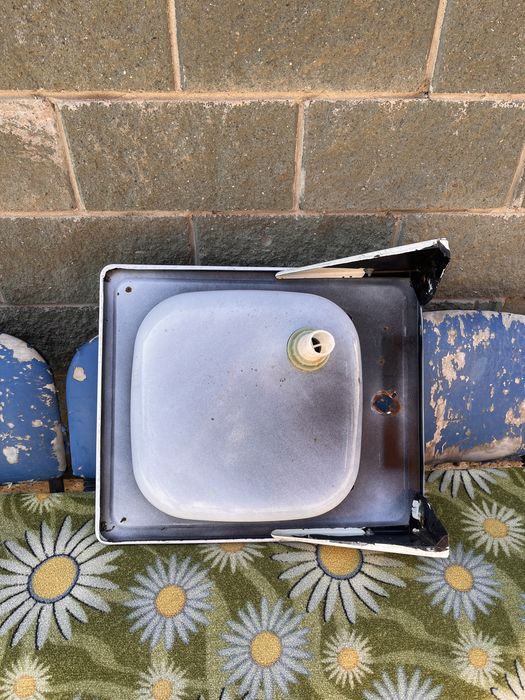 Продам умывальник + пьедестал (ножка)