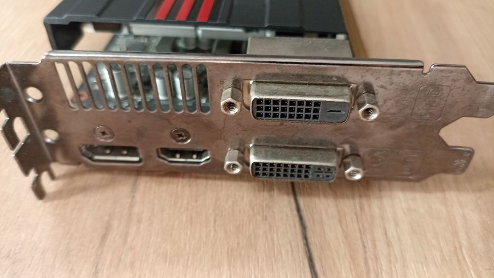 Asus Radeon R7 260X (Аналог GTX950) Gddr5