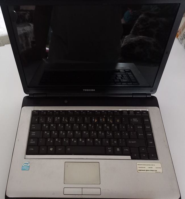 Ноутбук-компьютер Toshiba