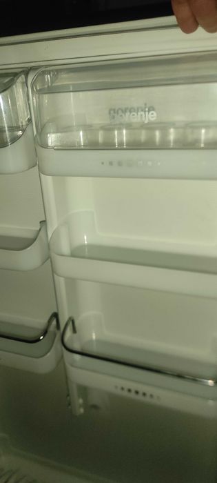 Хладилник 80 и пералня 40