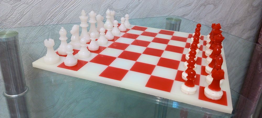 Продам очень крутые - Шахматы !!!