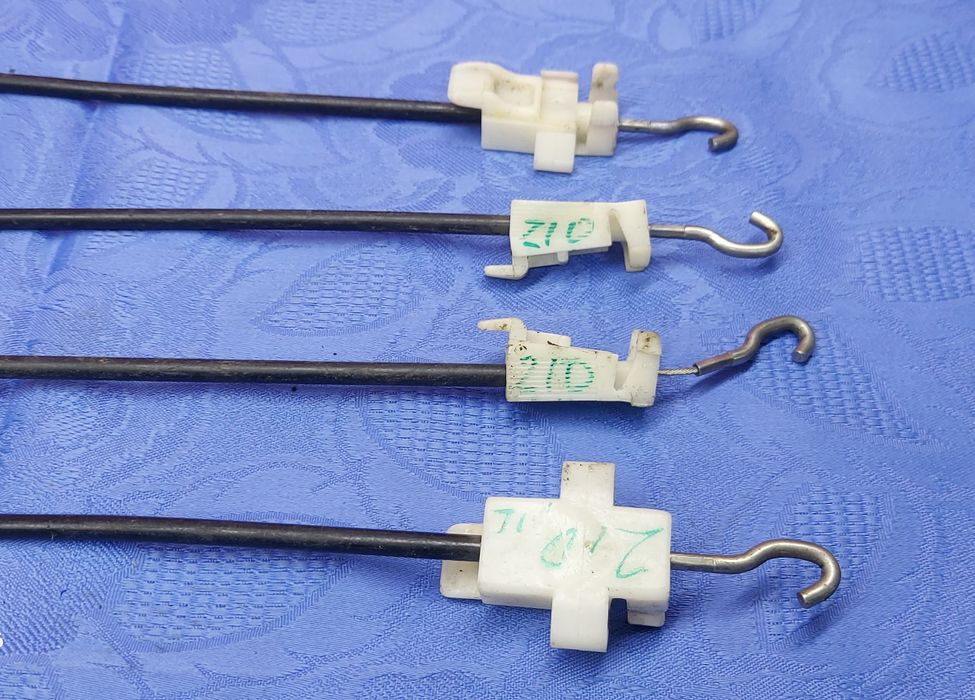 Трос замка ручки открывании двери Мерседес Е W210 авторазбор запчасти