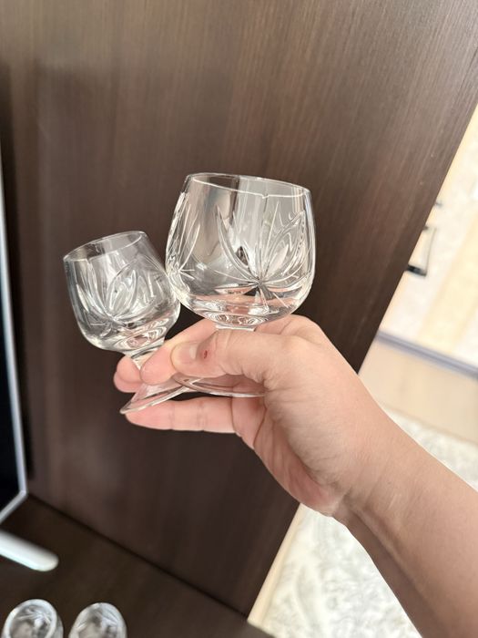 Продам хрустальные бакалы и фужеры.