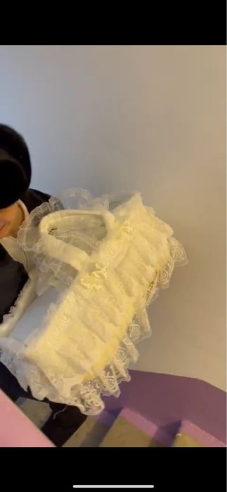 Продаеться конверт-корзина для выписки