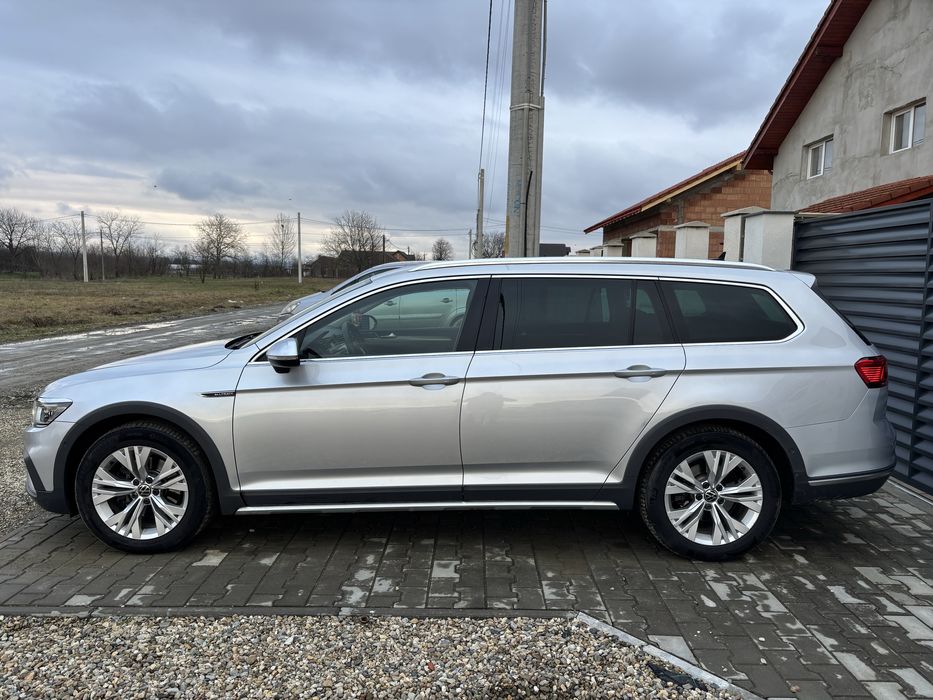 VW Passat Alltrack facelift, 2.0 TDI, 200 CP, 4X4, an 2021
