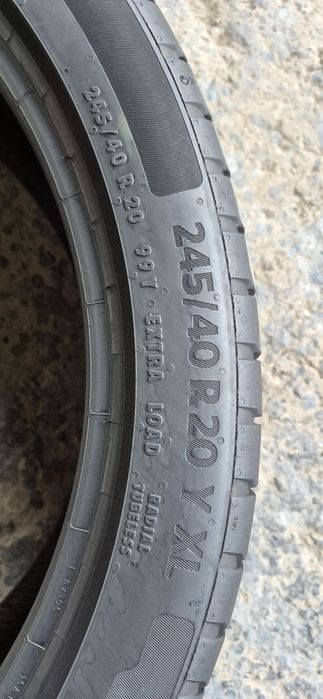 4 anvelope vara Continental,fata 245/40/20,spate 275/35/20.Pret/bucata