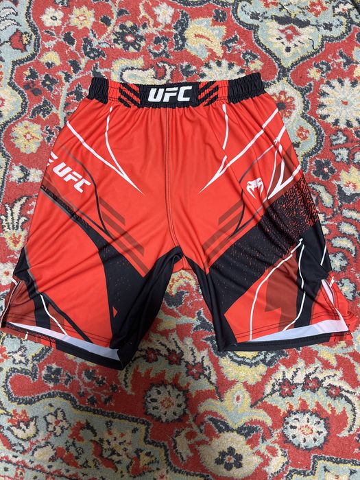 Спортивные шорты ufc