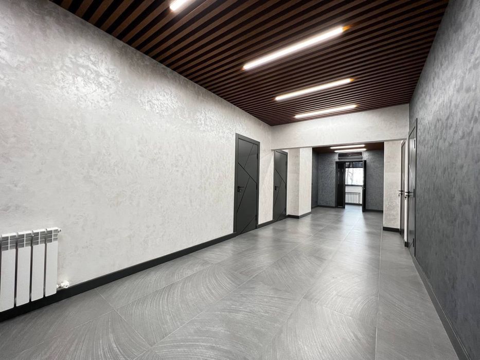 Продаётся Срочно нежилой помещение госпитальной ор-р Базар 120.м2