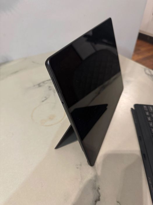 Microsoft Surface Pro 8 на windows . Сенсорный Ноутбук - планшет
