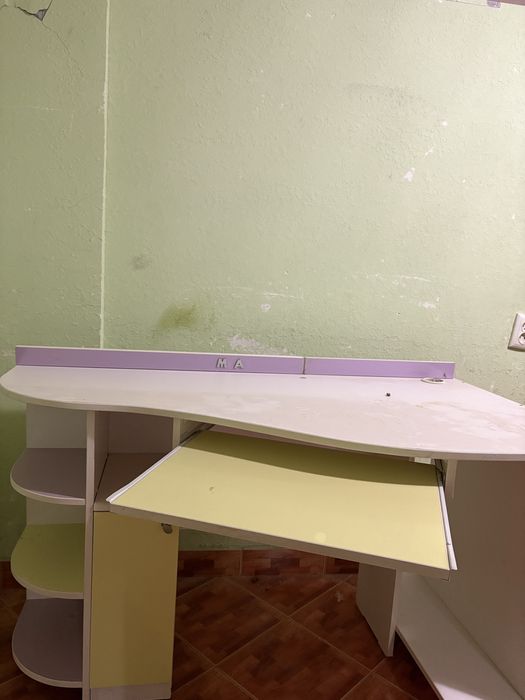 Компьютерная детская парта