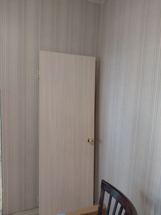 Продам б/у двери