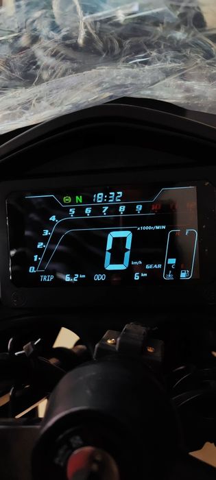 Kredit Мотоцикл 400 куб injector ABS suvlik sõvitish tizimi 2 cilindr