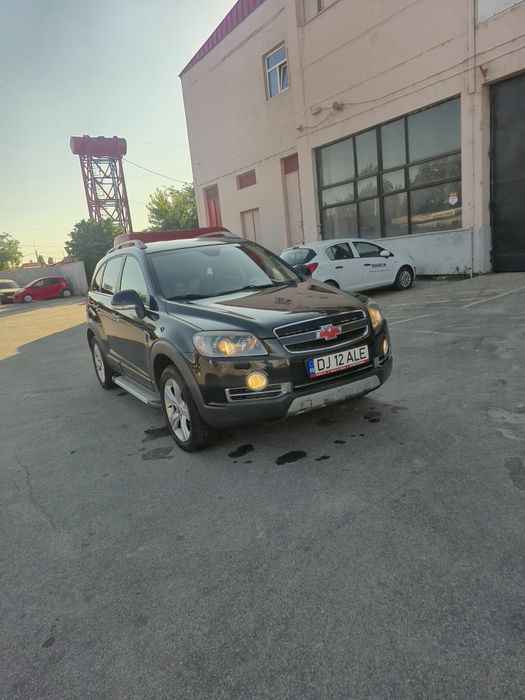 Vând Chevrolet Captiva an 2010 2.0 ..234000 km 4x4