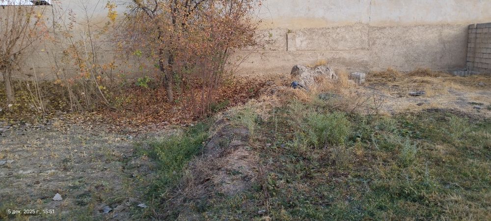 Yer sotiladi juma shahrida 4 sotix