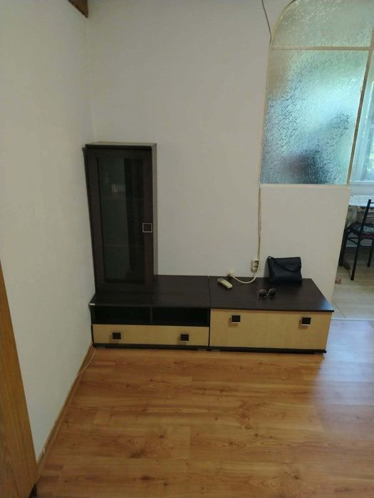 Дава се под наем Двустаен апартамент в Пловдив, Тракия - 60 кв.м за 270 € - Снимка #1