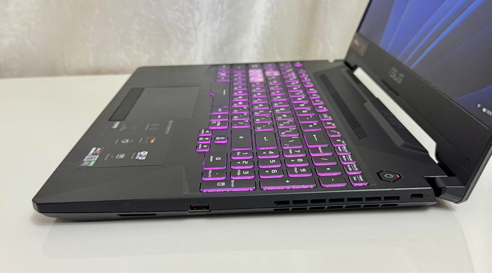 Core i7:Процессор/ Озу:16/ RTX:Видеокарта/ Asus TUF 144Hz