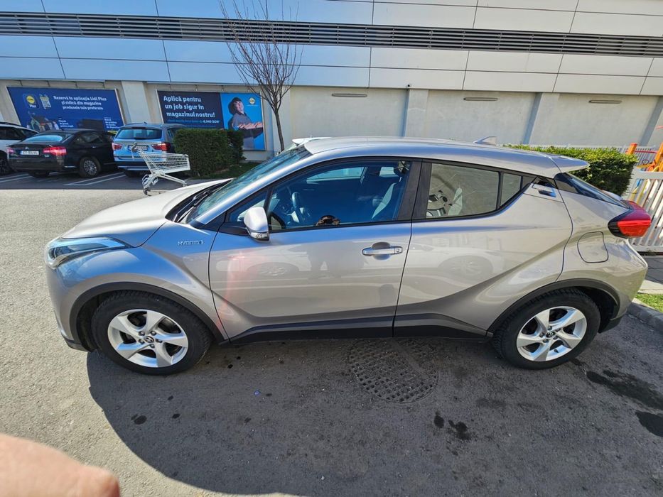 TOYOTA C-HR 2019 — imagine 3