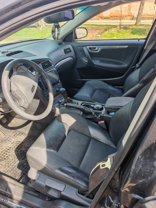 Volvo V70 4x4 2.4T на части