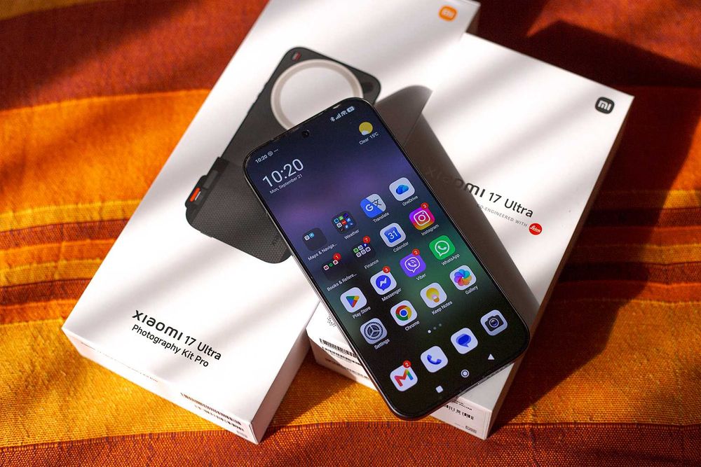 Продавам телефон Xiaomi 17 Ultra, 512 GB, заедно с чисто нов, Photography Kit.