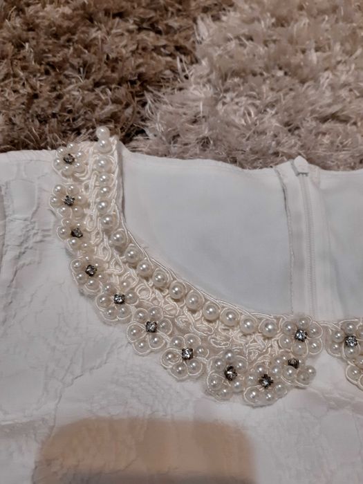 Rochie ocazie eleganta cu perlute la guler, marimea 40