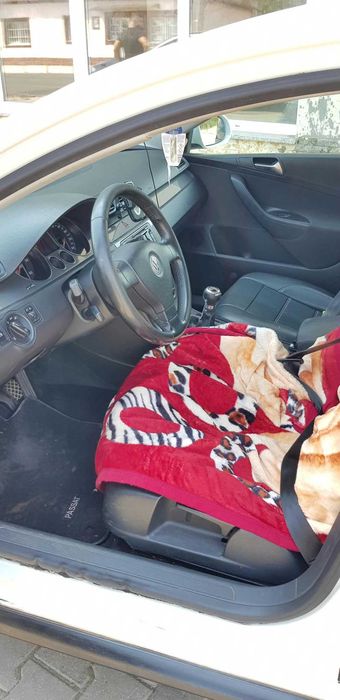 Volkswagen Passat 2009, 1.9 tdi