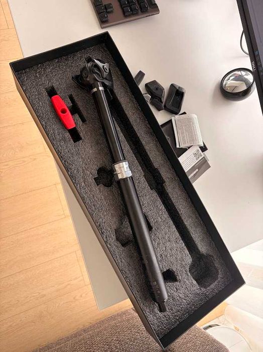 Dropper post Rockshox Reverb AXS 30.9 / 31.6 / 34.9 150mm travel