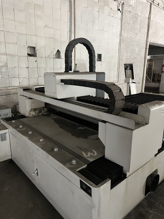 STALEX CNC Fiber lazer metall kesish stanogi 1500×3000