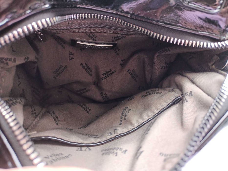 Лакированная сумочка