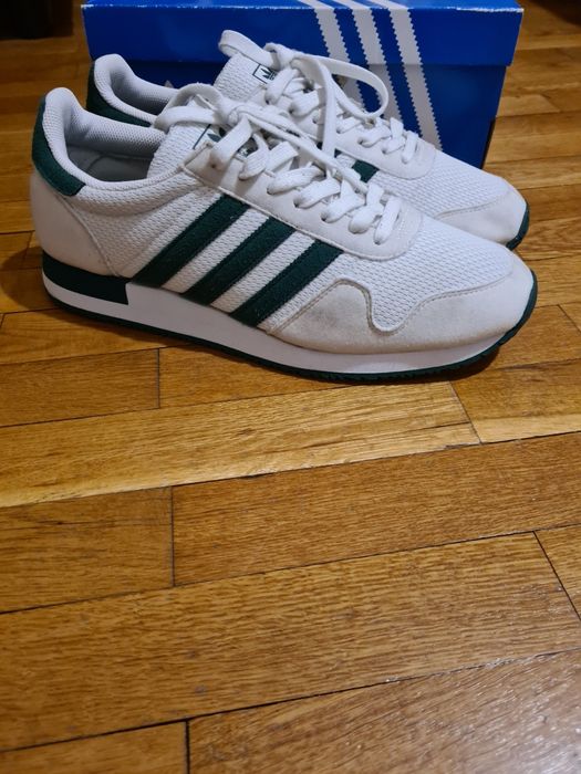 Маратонки Adidas номер 45