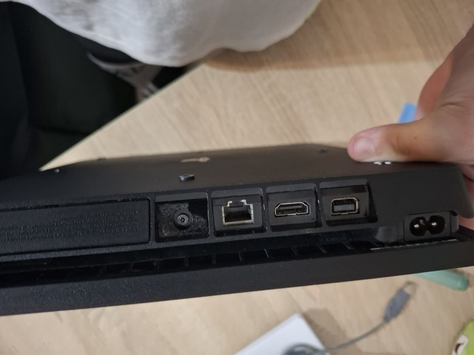 Playstation4 slim