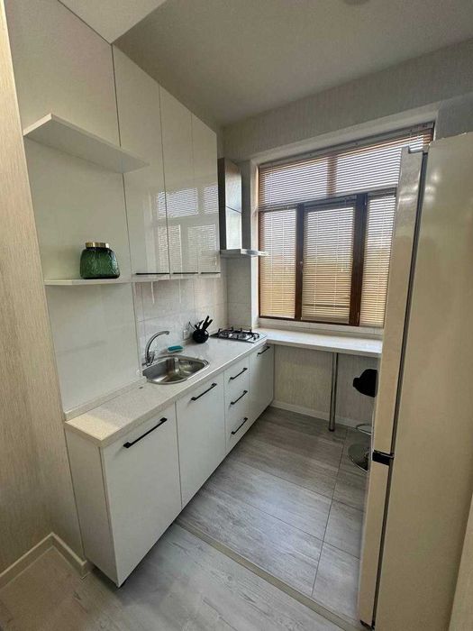 Cрочно Сдаётся квартира 3 мин от метро Юнусабад 053!