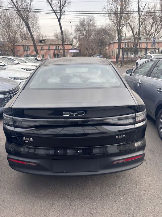 Продается BYD SEAL 05 ( черный цвет )
