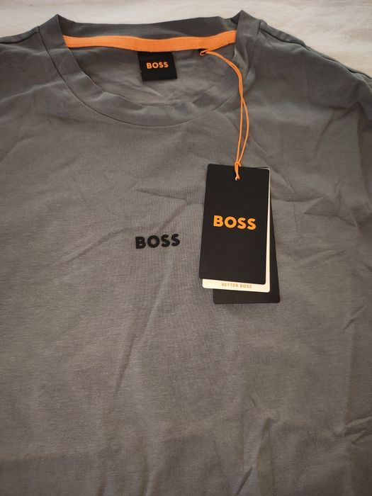 Boss нова оригинална мъжка блуза модел TChark