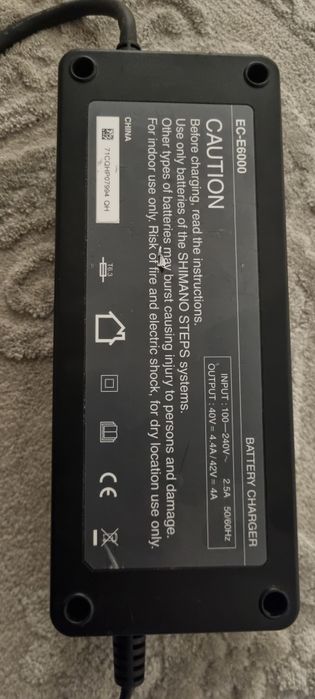 Incarcator bicicleta shimano EC E6000