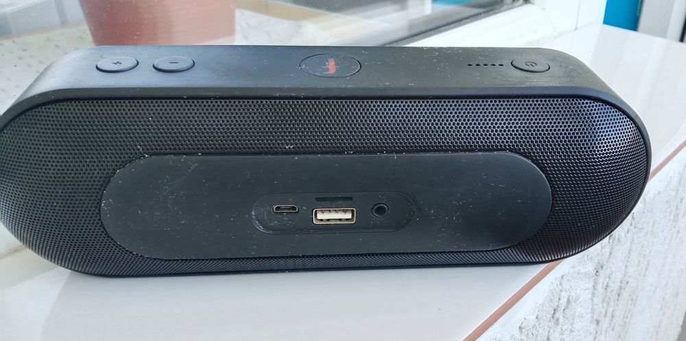 Блютуз колонка (Bluetooth speaker)