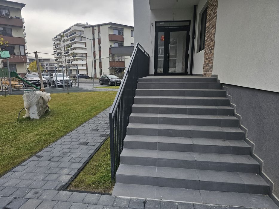 Spatiu comercial premium, fara comision zona Eroilor,  Florești