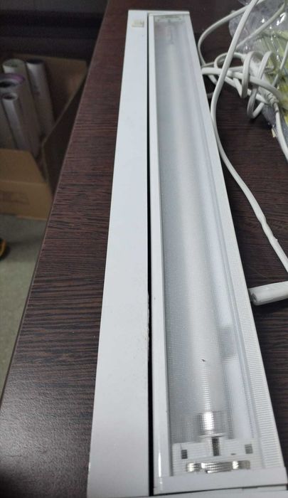 Neon Livrano Lux 13W, 230-240v,50Hz