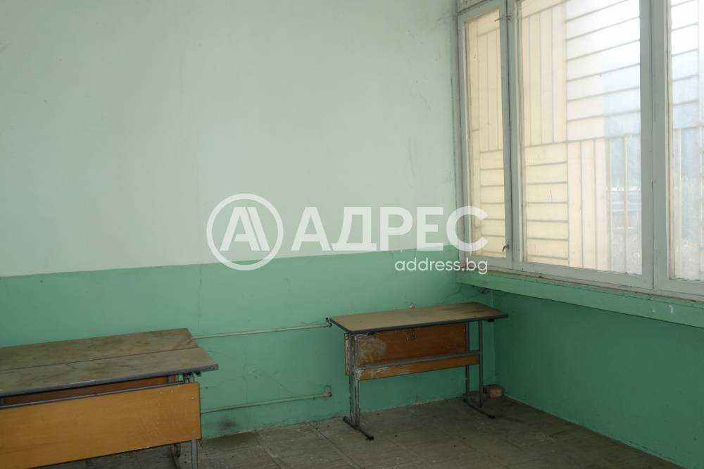 Продава се Офис в Разград, Васил Левски - 102 кв.м за 1000 €/кв.м - Снимка #2