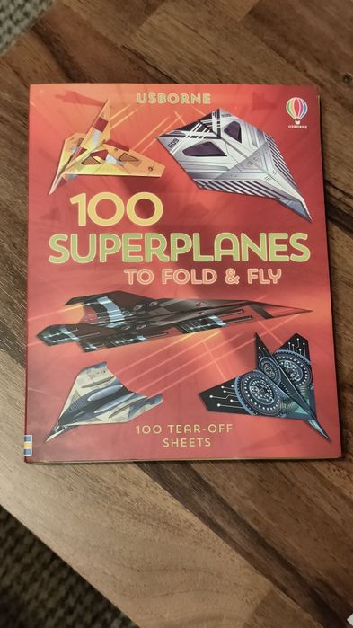 Vand carti diverse pentru copii