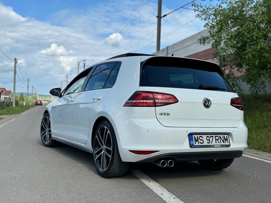 Golf 7 GTD / DSG / Sport&Sound / Panoramic