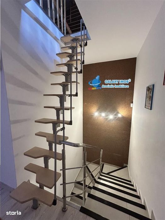 Duplex 4 camere-Mansarda utila-Curte amenajata-Pivnita-str Safirului