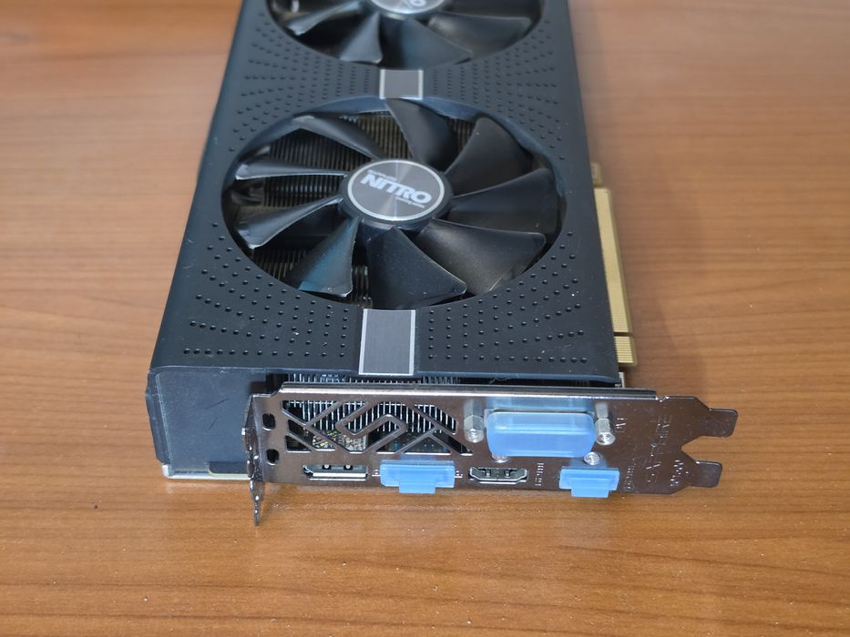 Sapphire Nitro+  RX570 8gb ddr5 256bit.