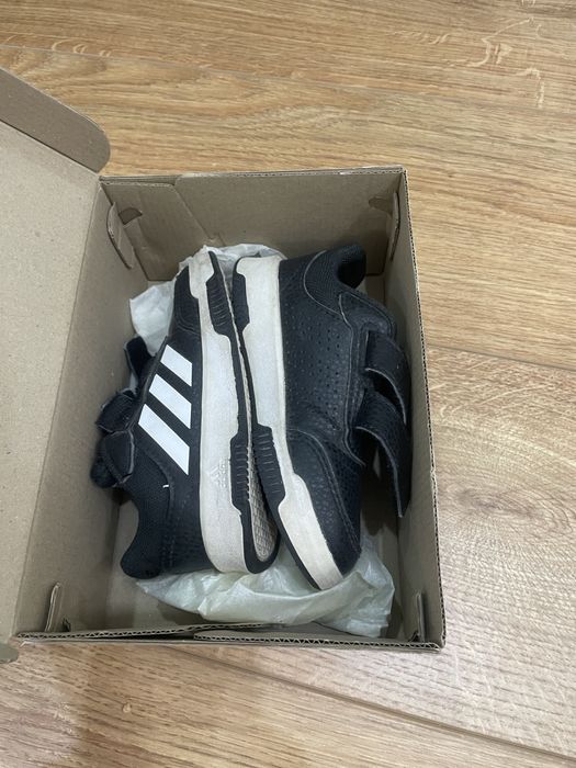 Кроссовки детские Adidas