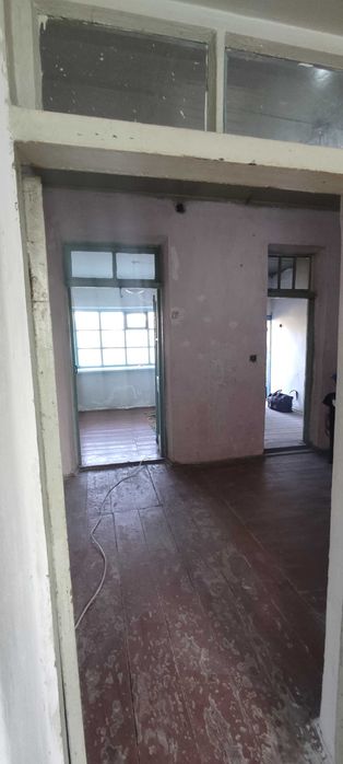 Продаётся 3х комнатная квартира. Г.каган  Ул. Хакикат 1 .