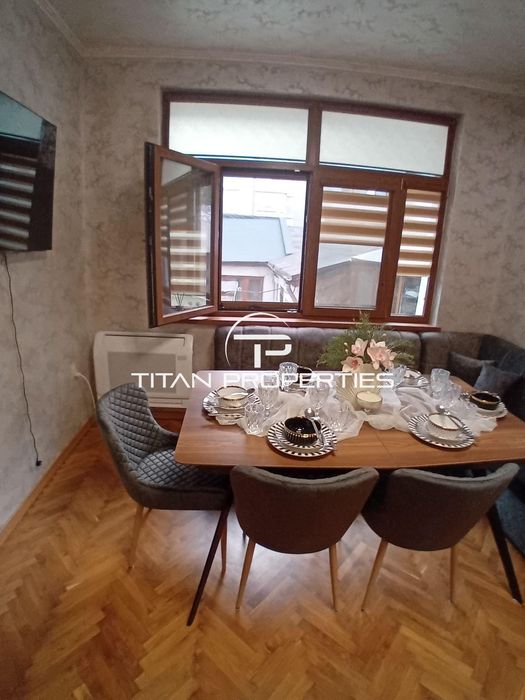 Многостаен апартамент на 2 нива в Центъра на града