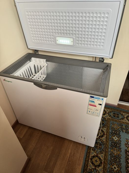 Продам морозильную камеру Alnagreen