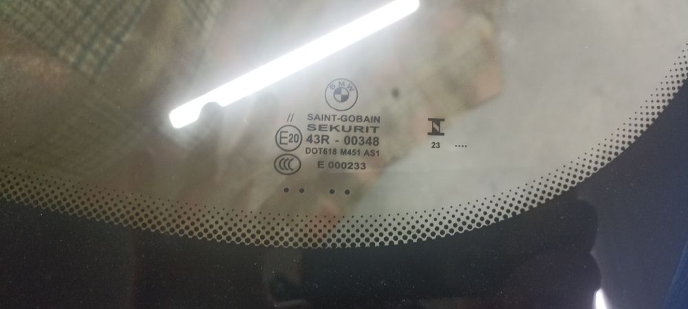 Vând parbriz oem BMW e92 nou