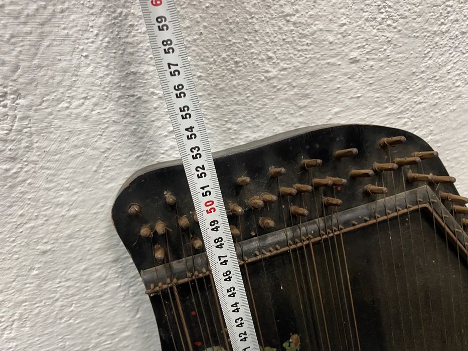 Немски струнен музикален инструмент - цитра