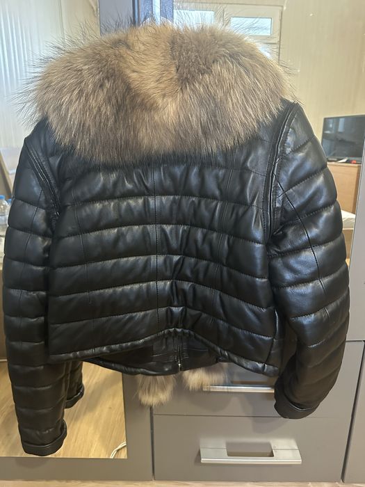 Късо яке естествена кожа с естествен богат косъм