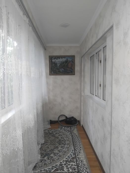 Продаётся уютная 2х комнатная квартира с мебелью в г. Ангрен 6/4